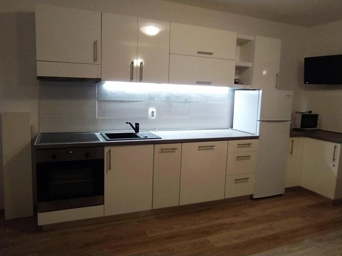 Apartments Ljerka スタラ・ノヴァリャ エクステリア 写真
